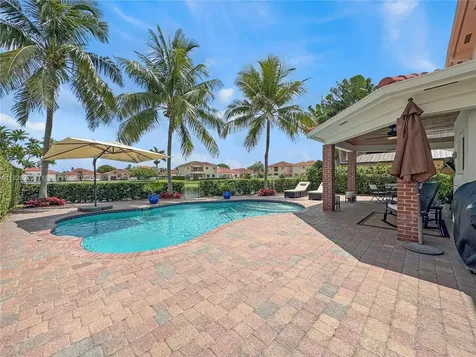 15863 SW 55th Terrace Miami FL 33185