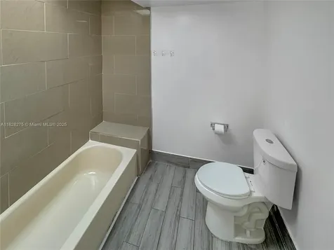 8103 SW 24th Street North Lauderdale FL 33068