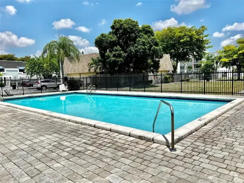 8103 SW 24th Street North Lauderdale FL 33068
