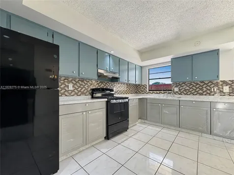 8103 SW 24th Street North Lauderdale FL 33068