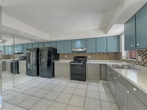 8103 SW 24th Street North Lauderdale FL 33068
