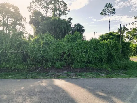953 Lytle Street E Lehigh Acres FL 33974