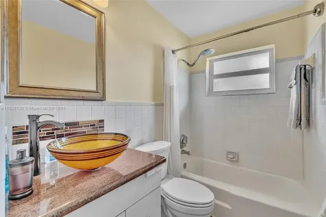 2108 NE 24th Street Wilton Manors FL 33305