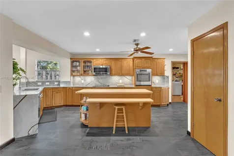 2108 NE 24th Street Wilton Manors FL 33305