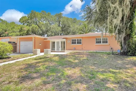 971 NE 153rd Street Miami FL 33162