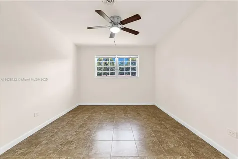 971 NE 153rd Street Miami FL 33162