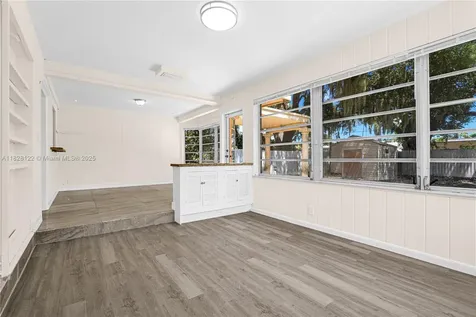971 NE 153rd Street Miami FL 33162