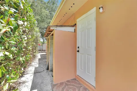 971 NE 153rd Street Miami FL 33162