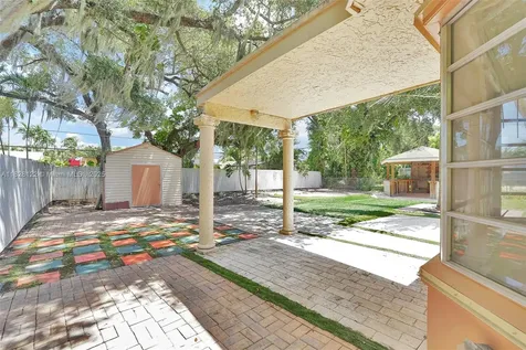 971 NE 153rd Street Miami FL 33162