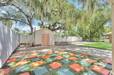 971 NE 153rd Street Miami FL 33162