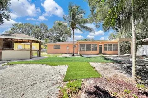 971 NE 153rd Street Miami FL 33162