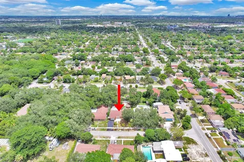 971 NE 153rd Street Miami FL 33162