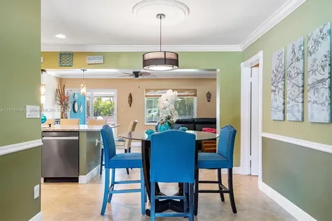 7306 NW 95th Way Tamarac FL 33321