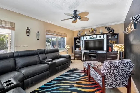 7306 NW 95th Way Tamarac FL 33321