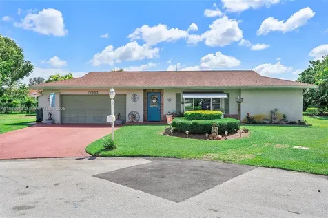7306 NW 95th Way Tamarac FL 33321