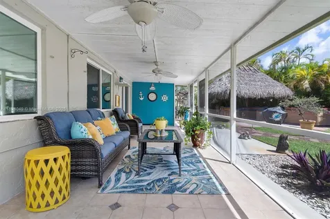 7306 NW 95th Way Tamarac FL 33321