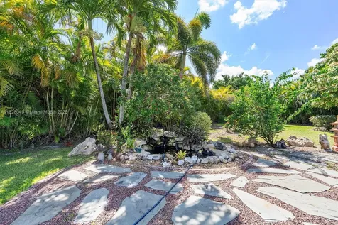 7306 NW 95th Way Tamarac FL 33321