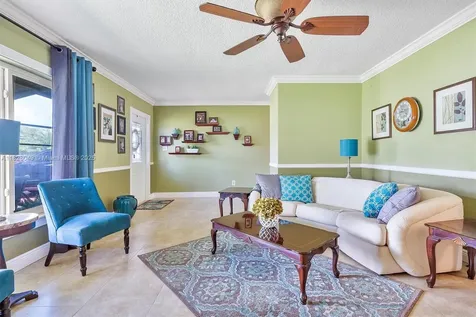 7306 NW 95th Way Tamarac FL 33321