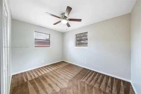 4130 NW 12th Avenue Oakland Park FL 33309