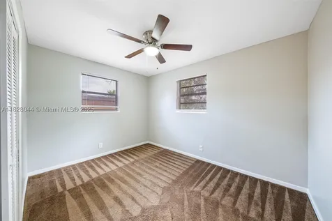 4130 NW 12th Avenue Oakland Park FL 33309