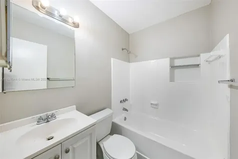 4130 NW 12th Avenue Oakland Park FL 33309