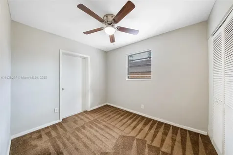 4130 NW 12th Avenue Oakland Park FL 33309