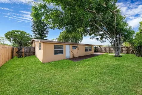 4130 NW 12th Avenue Oakland Park FL 33309