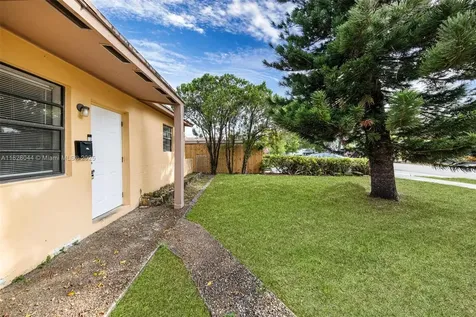 4130 NW 12th Avenue Oakland Park FL 33309