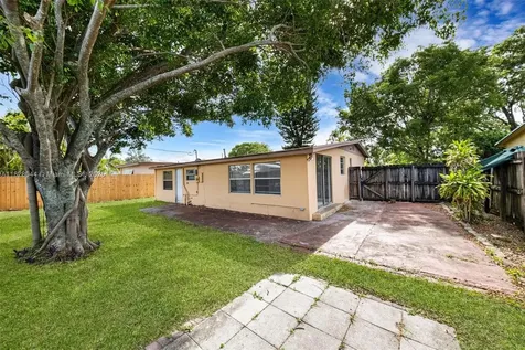 4130 NW 12th Avenue Oakland Park FL 33309