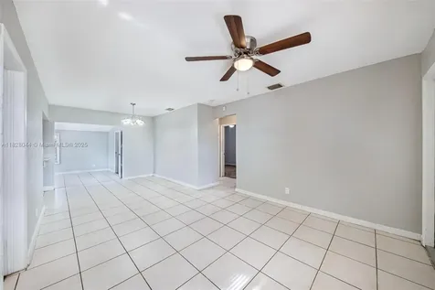 4130 NW 12th Avenue Oakland Park FL 33309