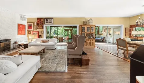 3540 N Moorings Way Miami FL 33133