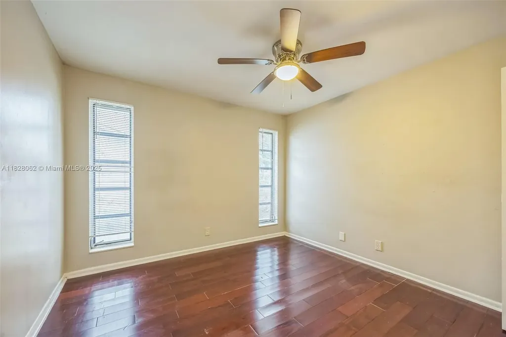 867 Ramblewood Drive Coral Springs FL 33071