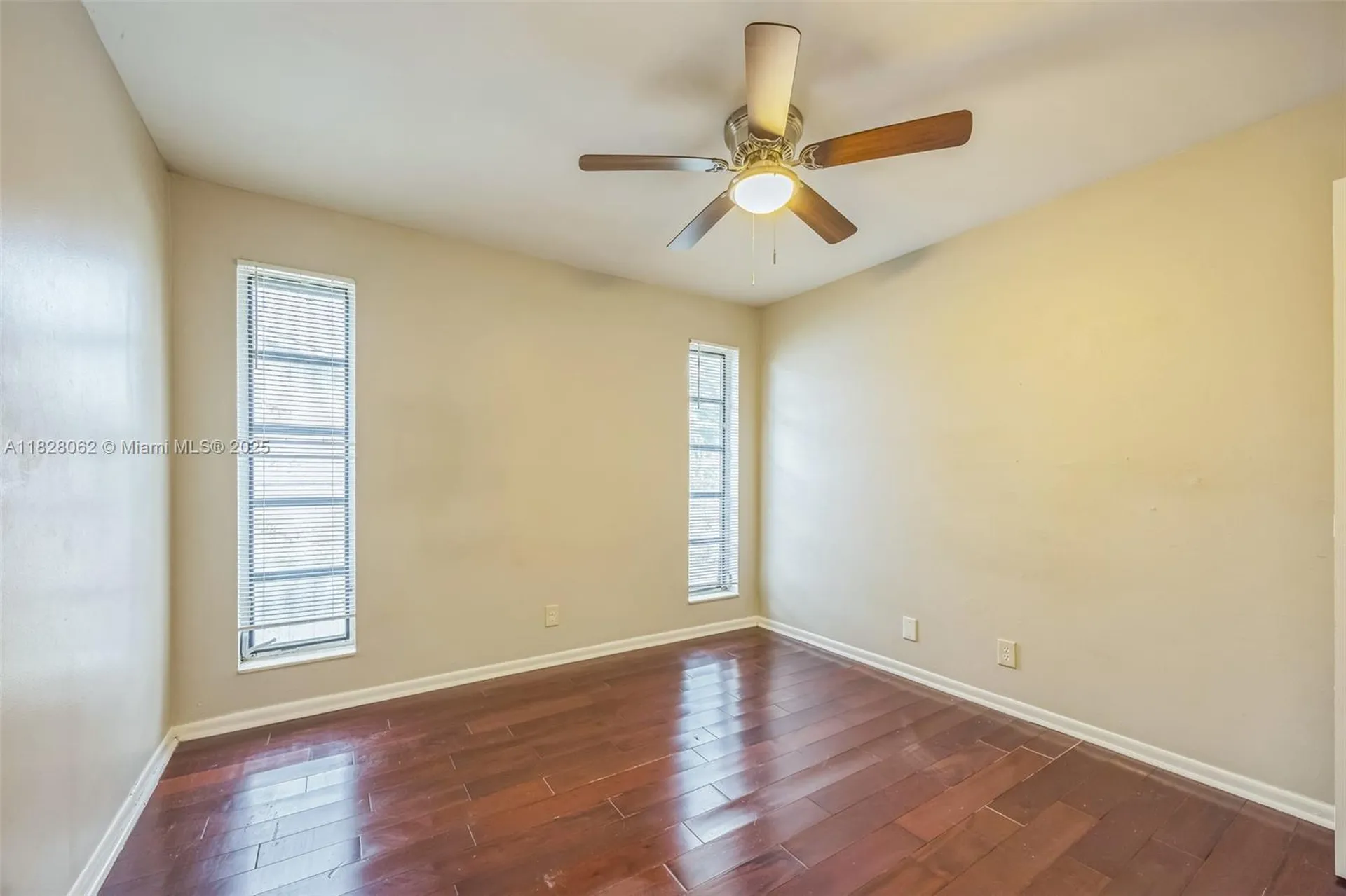 867 Ramblewood Drive Coral Springs FL 33071