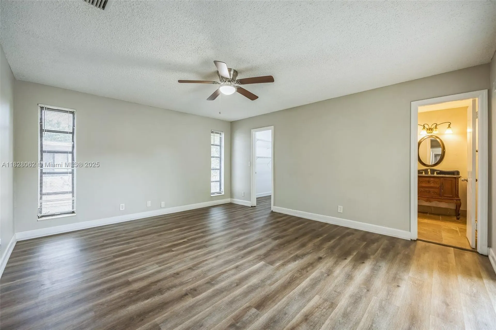 867 Ramblewood Drive Coral Springs FL 33071