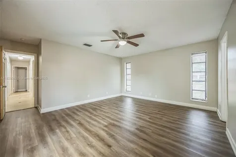 867 Ramblewood Drive Coral Springs FL 33071