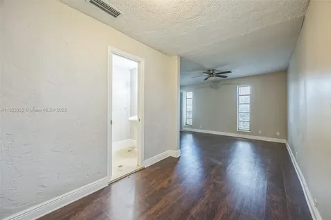 867 Ramblewood Drive Coral Springs FL 33071