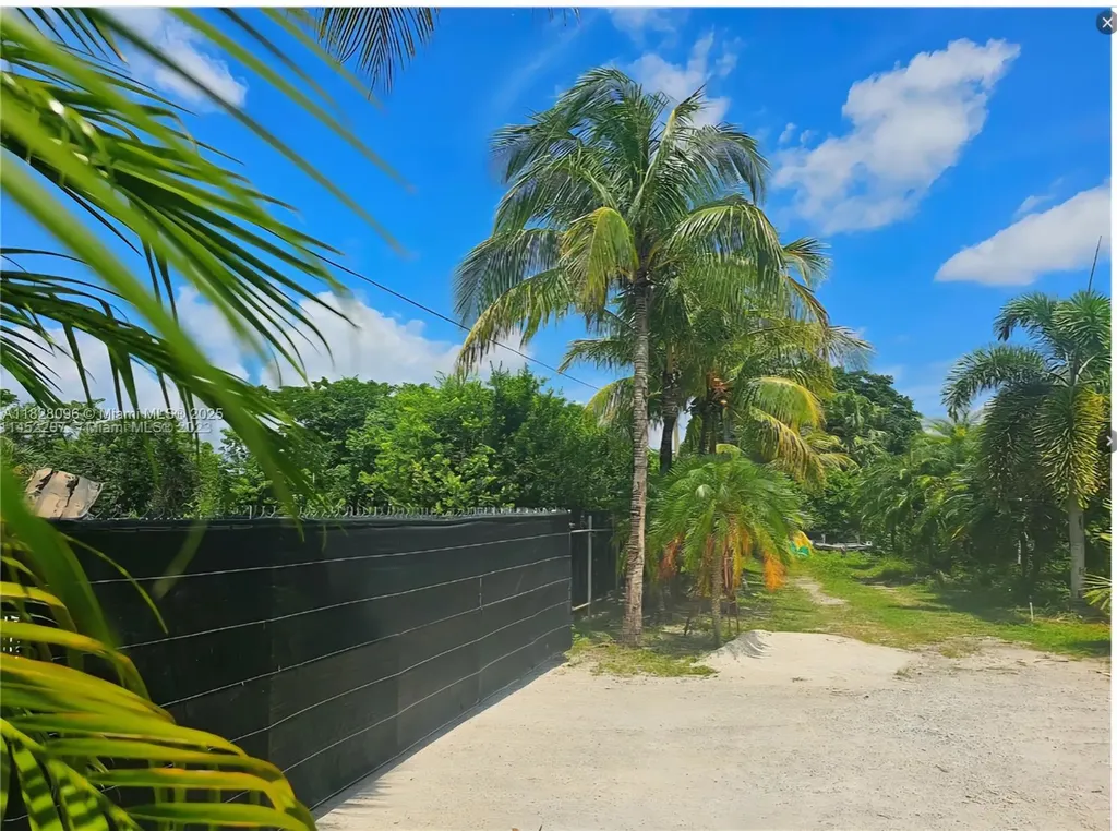 243xx SW 123rd Avenue Homestead FL 33032