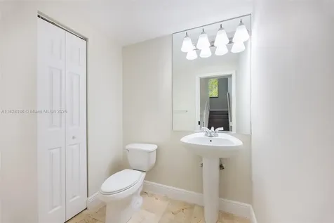 3204 Bird Avenue Coconut Grove FL 33133