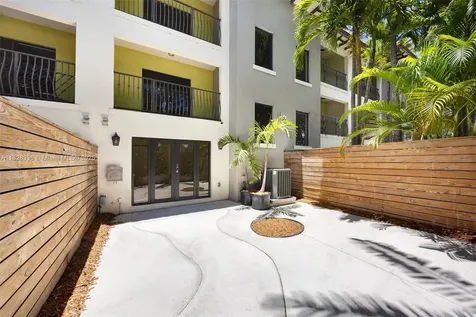 3204 Bird Avenue Coconut Grove FL 33133