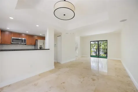 3204 Bird Avenue Coconut Grove FL 33133
