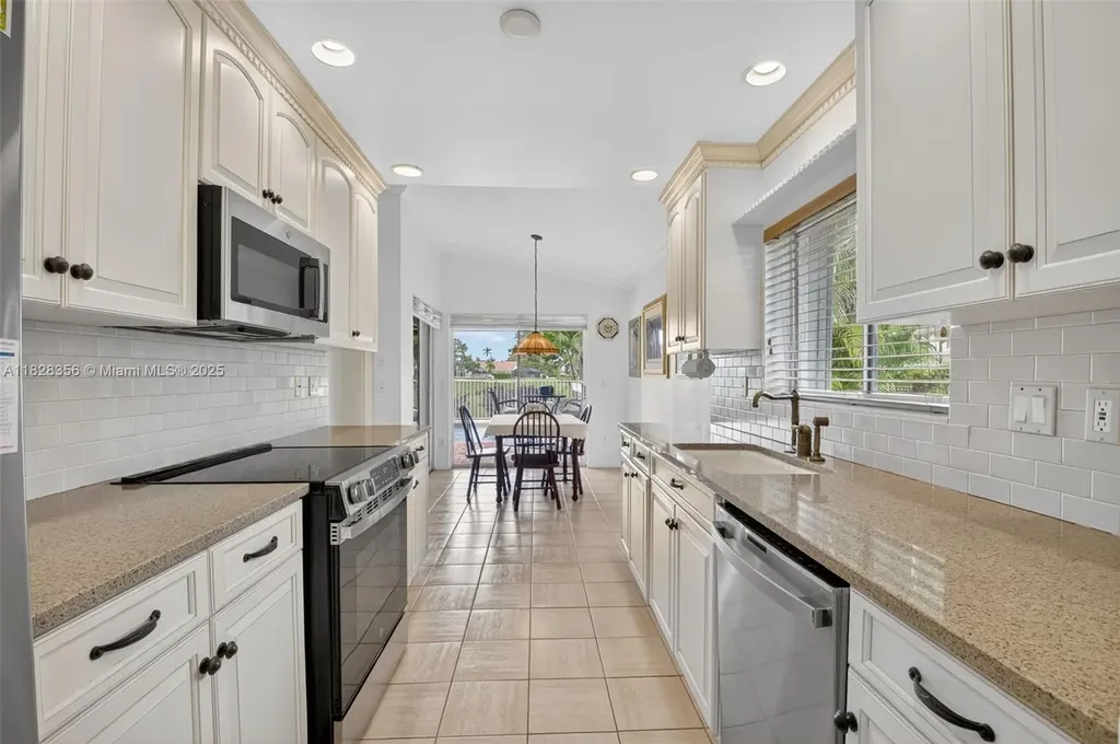 10344 Sunset Bend Drive Boca Raton FL 33428