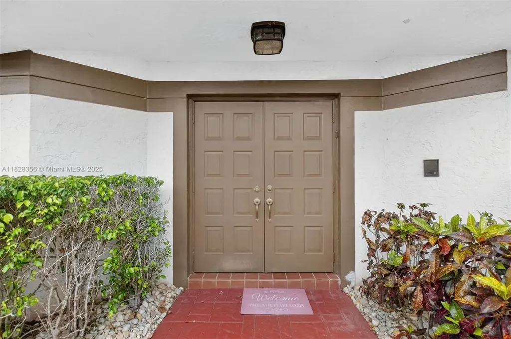 10344 Sunset Bend Drive Boca Raton FL 33428