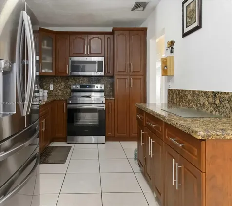 6901 SW 1st Court Pembroke Pines FL 33023