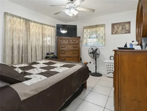 6901 SW 1st Court Pembroke Pines FL 33023