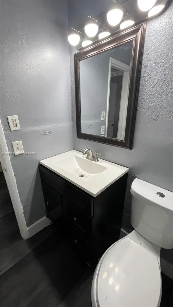 499 W Melrose Circle Fort Lauderdale FL 33312