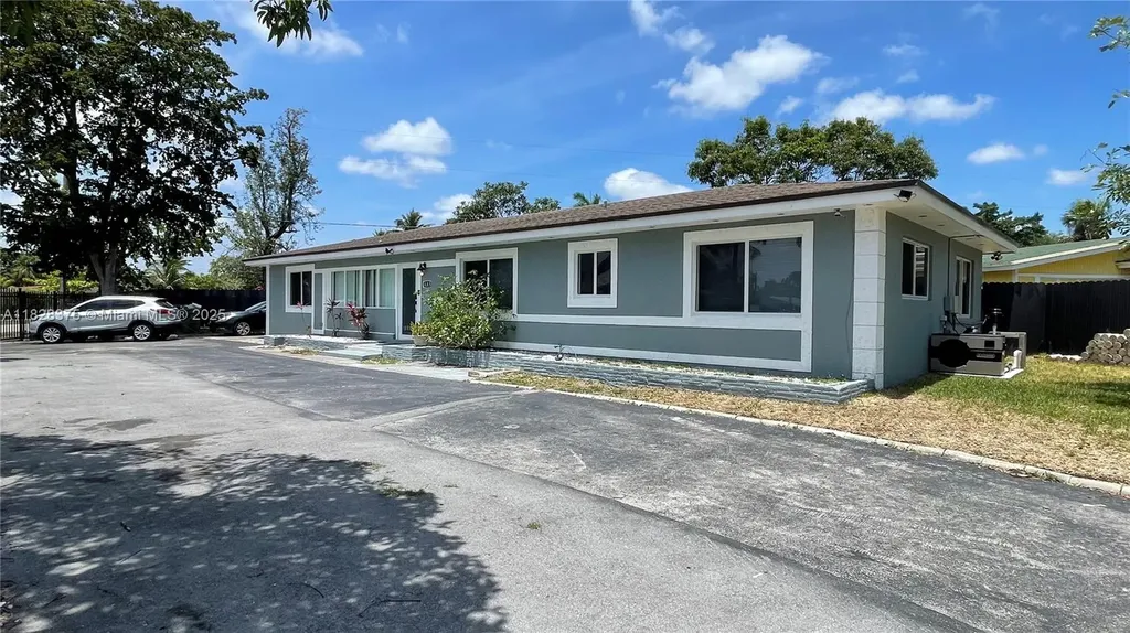 499 W Melrose Circle Fort Lauderdale FL 33312