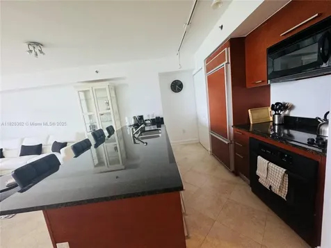 Hallandale Beach FL 33009