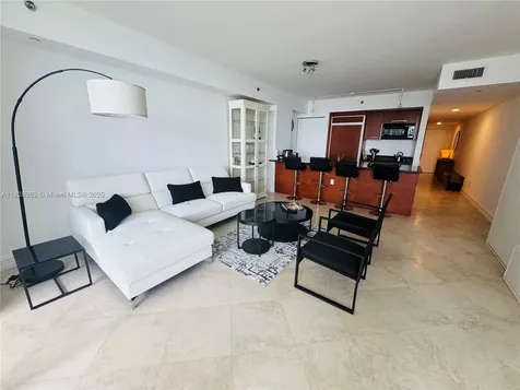 Hallandale Beach FL 33009