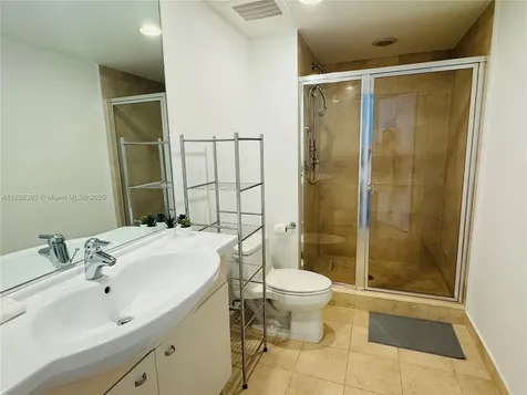 Hallandale Beach FL 33009