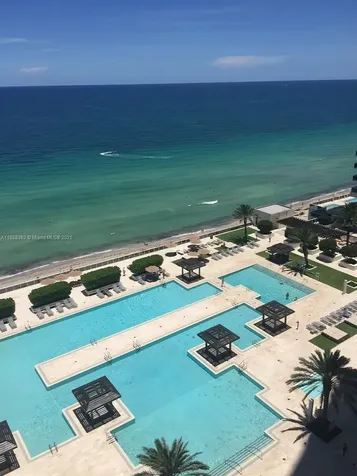 Hallandale Beach FL 33009